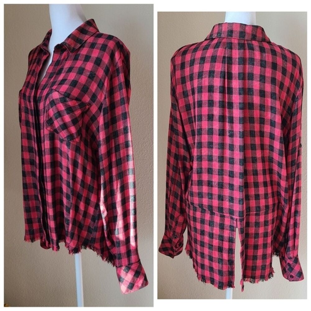 Cloth and Stone Anthropologie Shirt Medium Buffalo Plaid Raw Hem Button Down